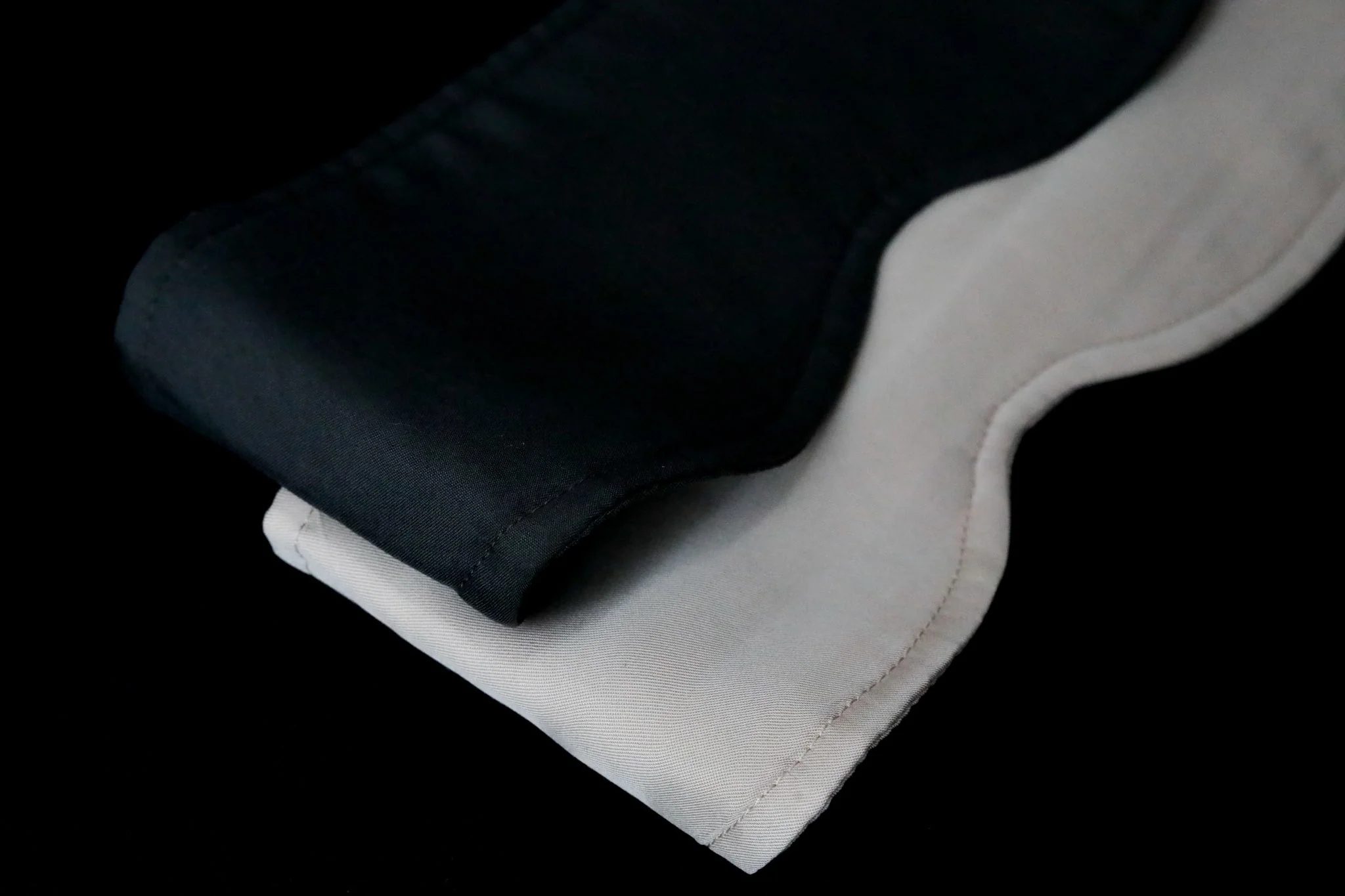 Breathable TENCEL Sleep Mask for Side Sleepers Unisex – Black - Image 4