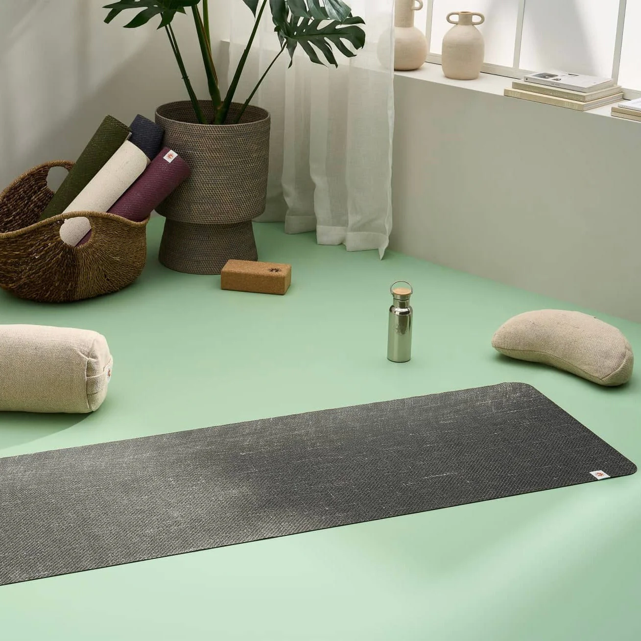 Sustainable Non-Slip Jute Yoga Mat CompleteGrip™ - 4mm - Image 7